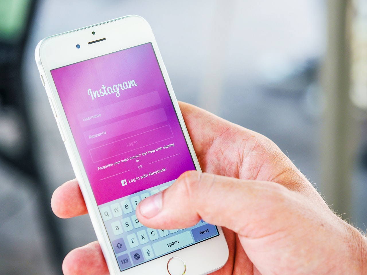 Increase ROI on Instagram Ads and Skyfall Blue
